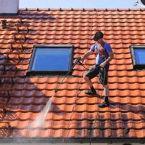 Reinigen van pannendak in Kortenhoef